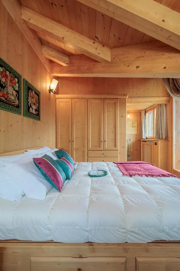 Revo Apartments - Santa Barbara1 Bormio